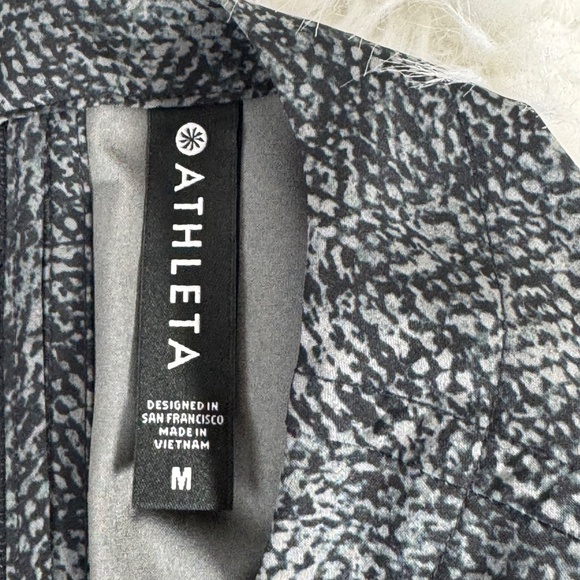 Athleta Topanga Viper Black Print Drawstring Waist Jumpsuit Sz M - Picture 6 of 8